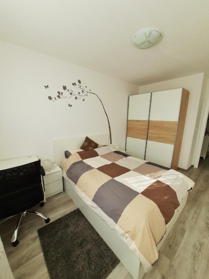Apartment Mrvica Near The Zagreb Airport Velika Gorica Exterior foto